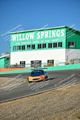 media/Oct-18-2025-Extreme Speed (Sat) [[d6d7e1fef1]]/Group 1 Red/Session 1 (Turn 4)/